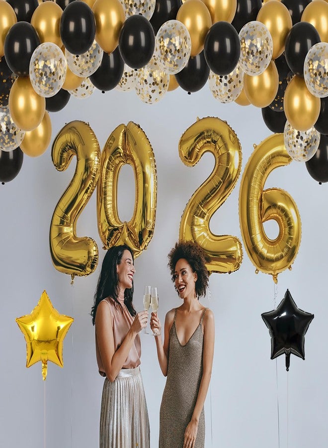 KALOR مستلزمات حفلات رأس السنة 2026، بالونات ضخمة تحمل الرقم 2026، لافتة سوداء وذهبية، زجاجة، كأس، بالونات على شكل نجمة، شرابات معلقة لتزيين حفلات رأس السنة. - Image 5